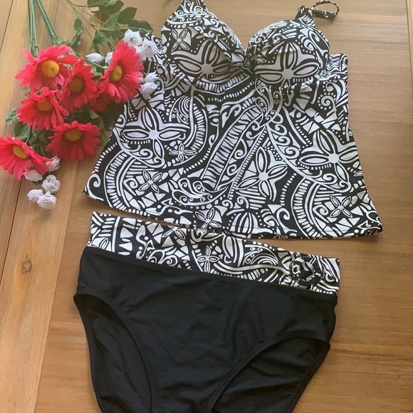 Maidenform Other - Maidenform Globe Trotter 2 Piece Tankini Swimsuit